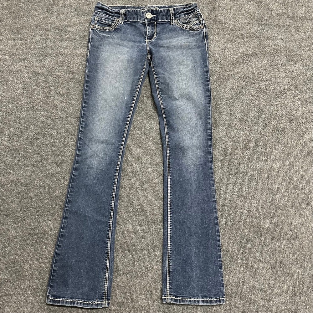 Maurices Jeans Womens Size 1/2 Reg Blue Slim Bootcut Embellished Flap Pocket